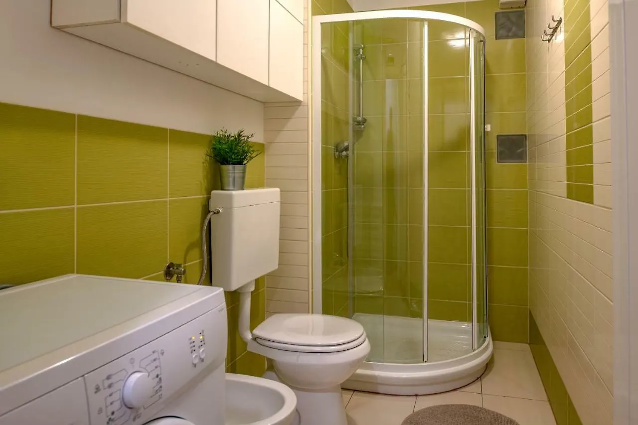 Cute Sunny Apartment Kod1 Ljubljana