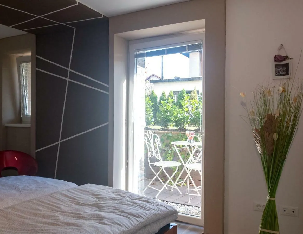 Cute Sunny Apartment Kod1 Laibach